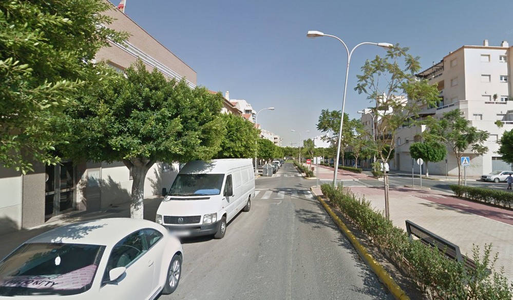 Atropellan a una mujer en el Paseo de las Lomas de El Ejido