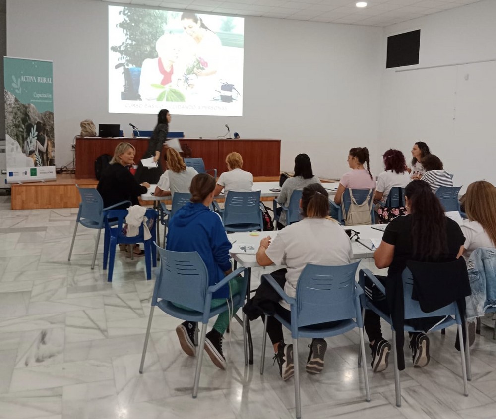 Nuevo curso de atención sociosanitaria en Berja