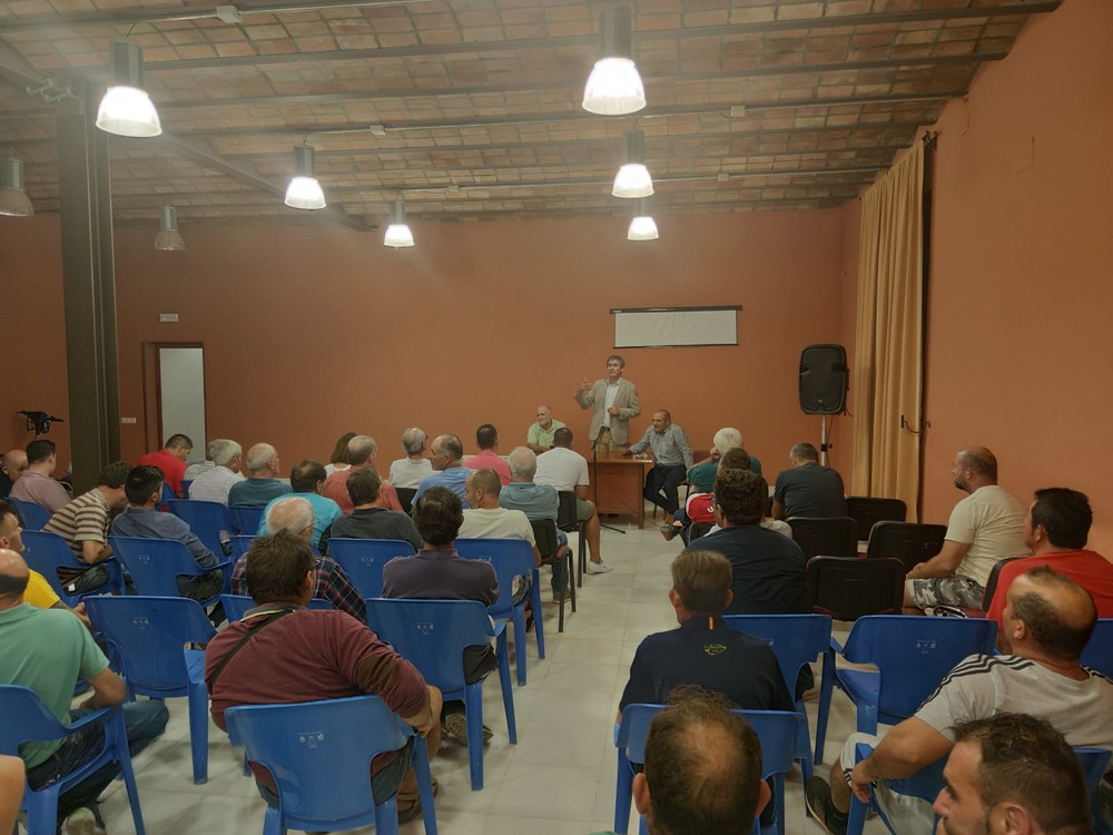 Manuel Cortés participa en un encuentro de la Junta Central de Usuarios sobre el aprovechamiento del agua