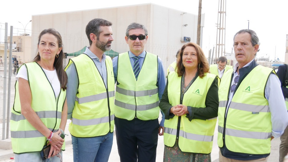 Fernández-Pacheco y Crespo destacan la inversión de la Junta para la transformación del Puerto de Adra, hoy más moderno y abierto a la ciudadanía