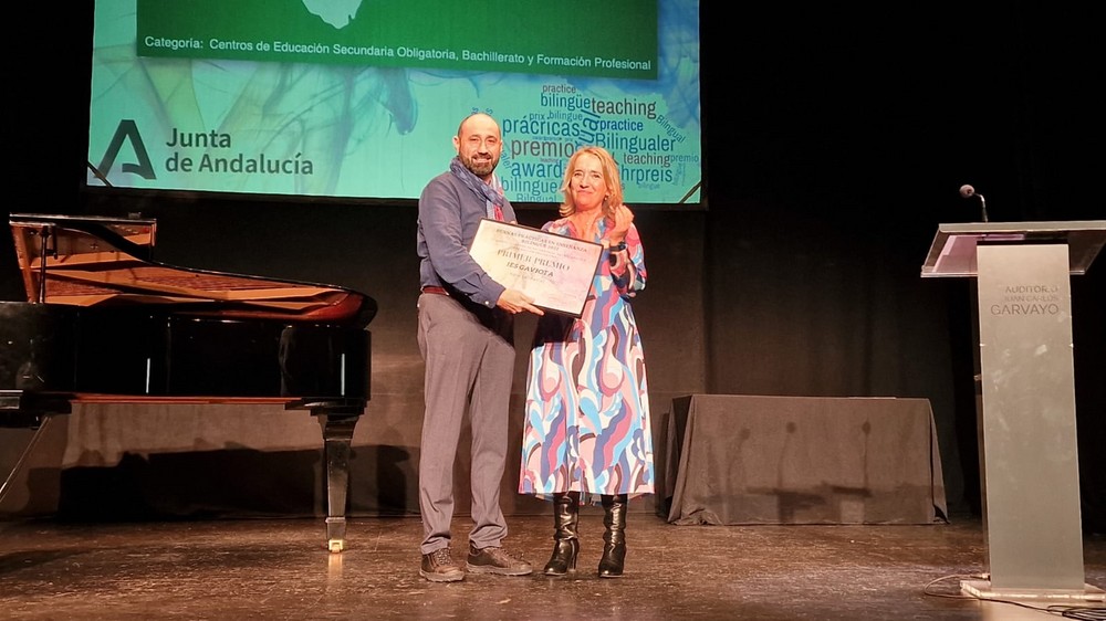 El IES Gaviota de Adra galardonado con el primer premio por su buena práctica plurilingüe “Gaviota´s Got Talent”