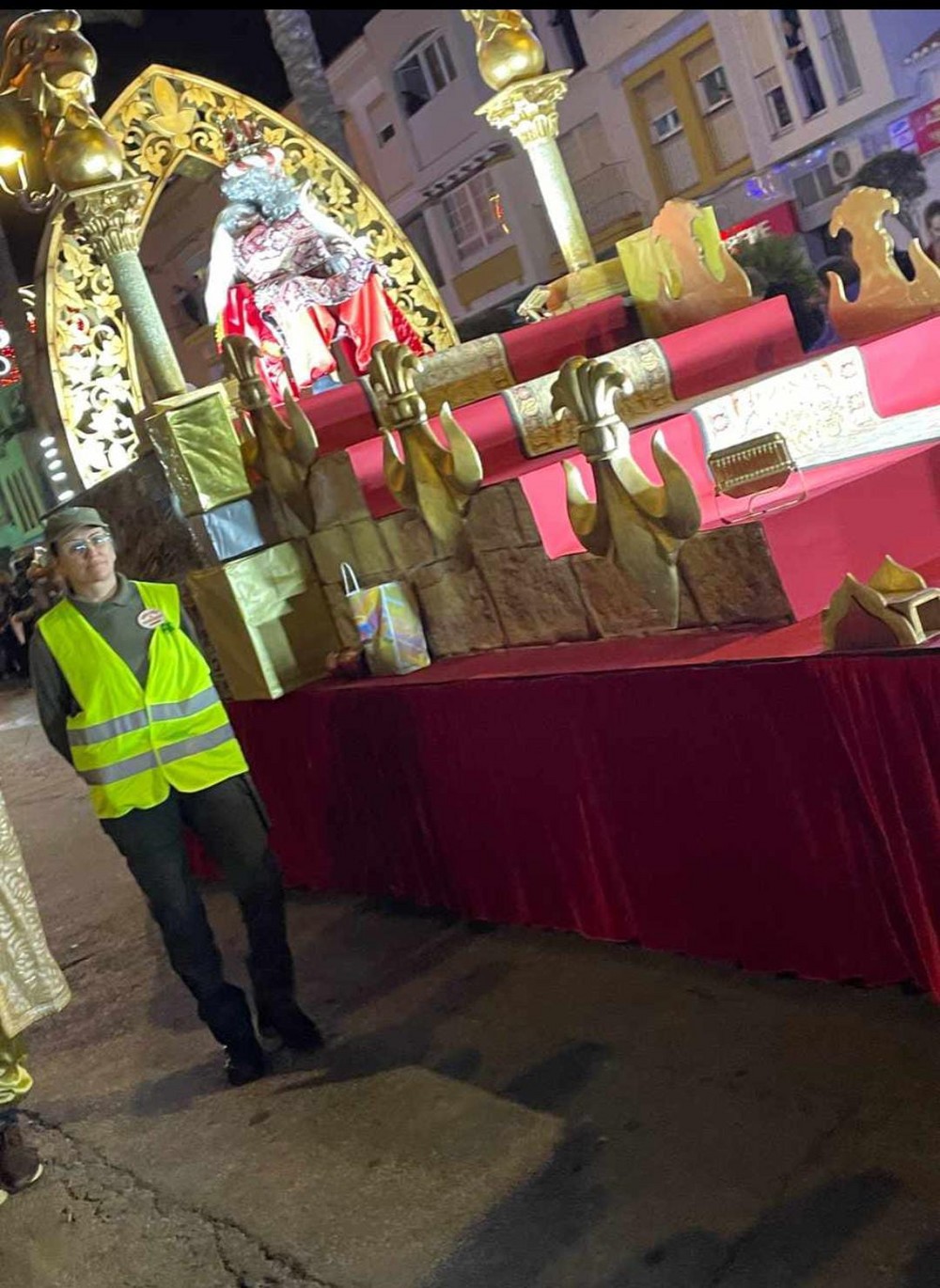 El PSOE exige responsabilidades a Amat por el "fiasco" de la cabalgata de Roquetas de Mar