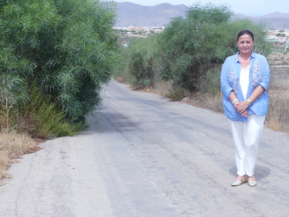 Gómez: “Ciudadanos ha conseguido que los usuarios del camino de la depuradora vean mejorado el firme y podados los arbustos”