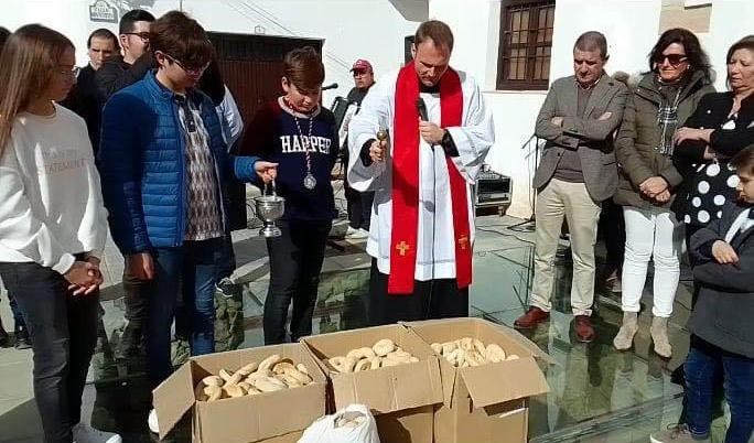 Adra celebra la efeméride de San Sebastián con una misa y una procesión