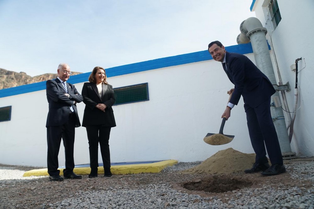 Moreno señala que el agua liderará en 2023 el impulso de la obra pública en Andalucía con la licitación de 400 millones en infraestructuras hídricas