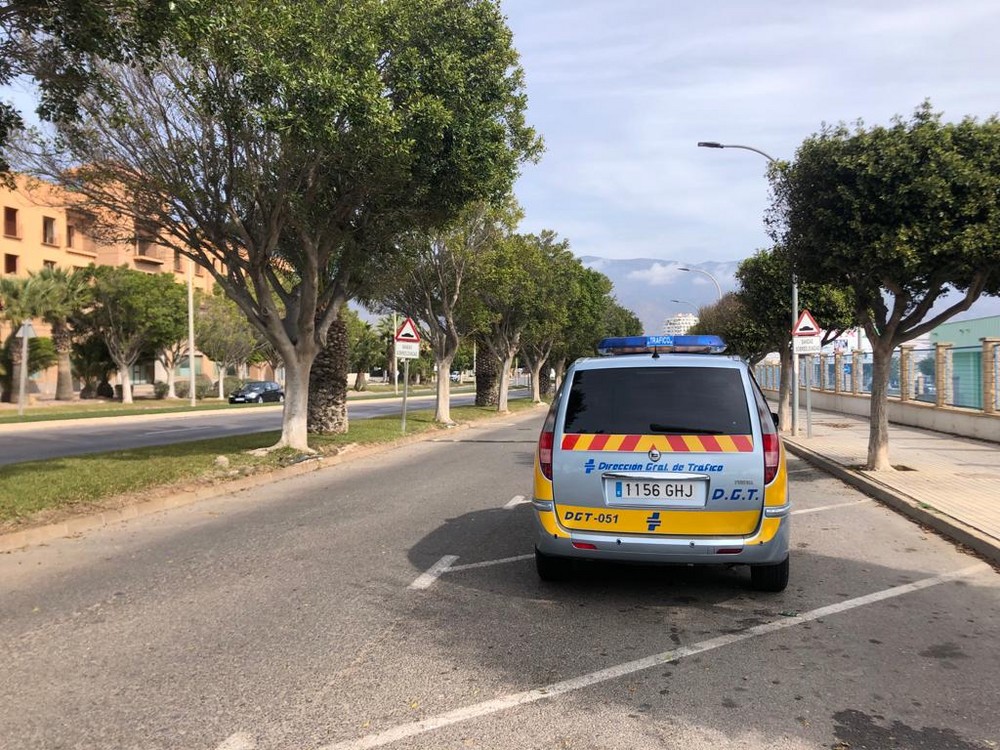 La Policía Local de El Ejido empieza a controlar la velocidad con un radar móvil en las vías más conflictivas