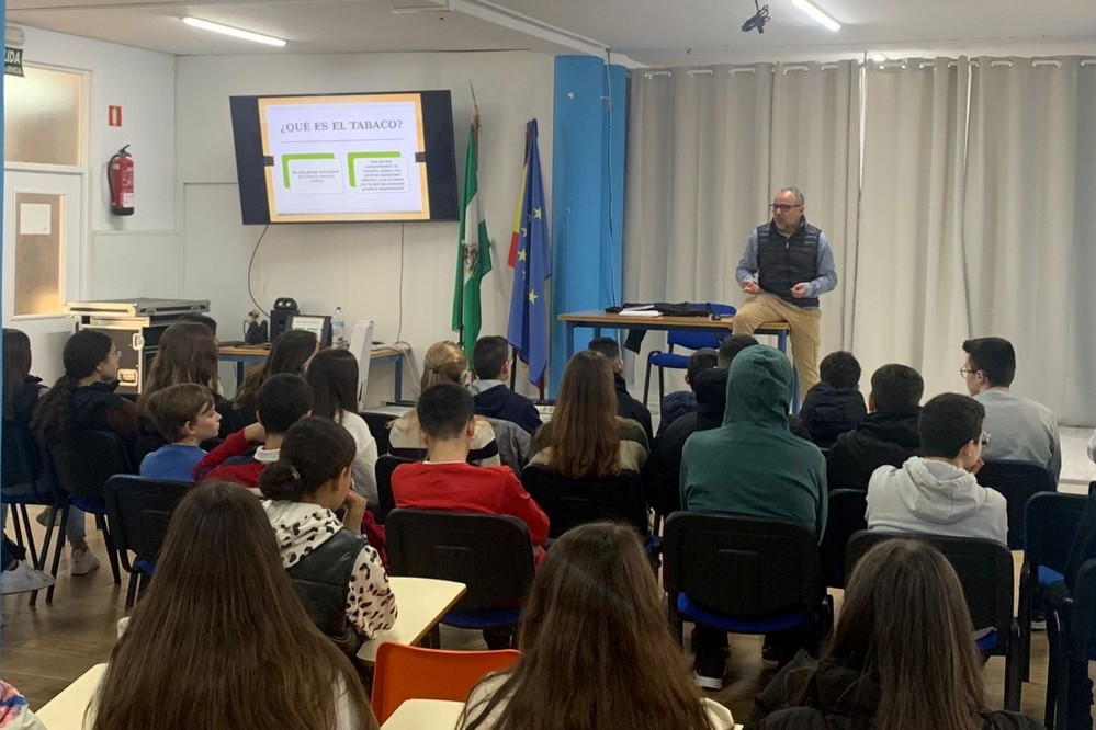 Más 1300 alumnos y alumnas de Adra reciben charlas de prevención de adicciones