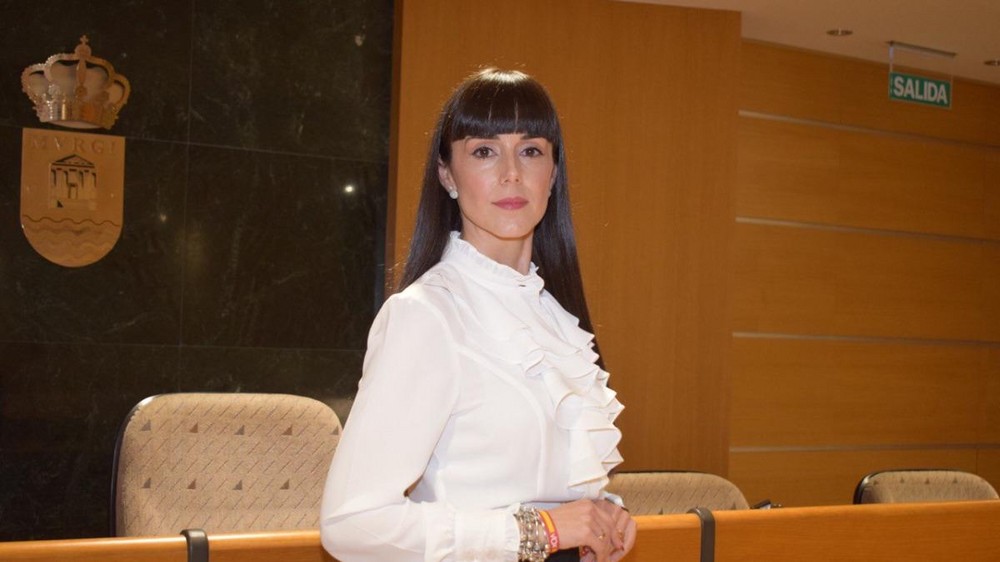 La candidata de VOX a la alcaldía, Beatriz Sánchez, denuncia "otra chapuza de Góngora al incumplir el convenio de infraestructuras con Diputación"