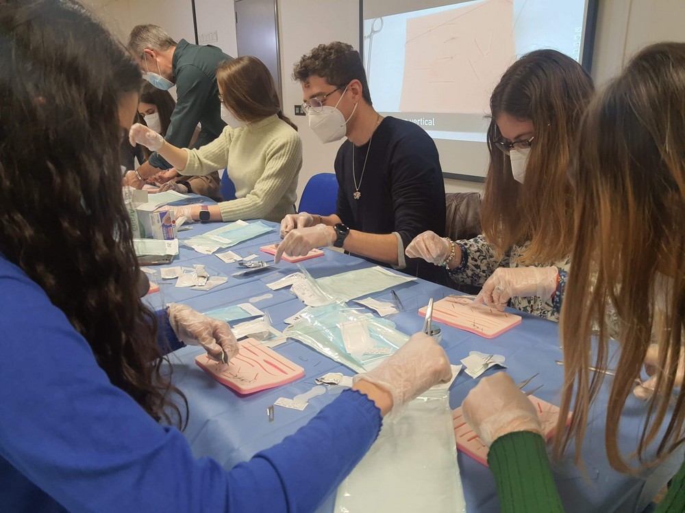 El Distrito Poniente ofrece a sus profesionales más de una treintena de actividades formativas