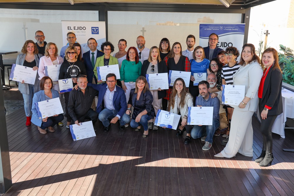 El Ejido se consolida entre las ciudades líderes en Andalucía en empresas distinguidas con el certificado de calidad SICTED
