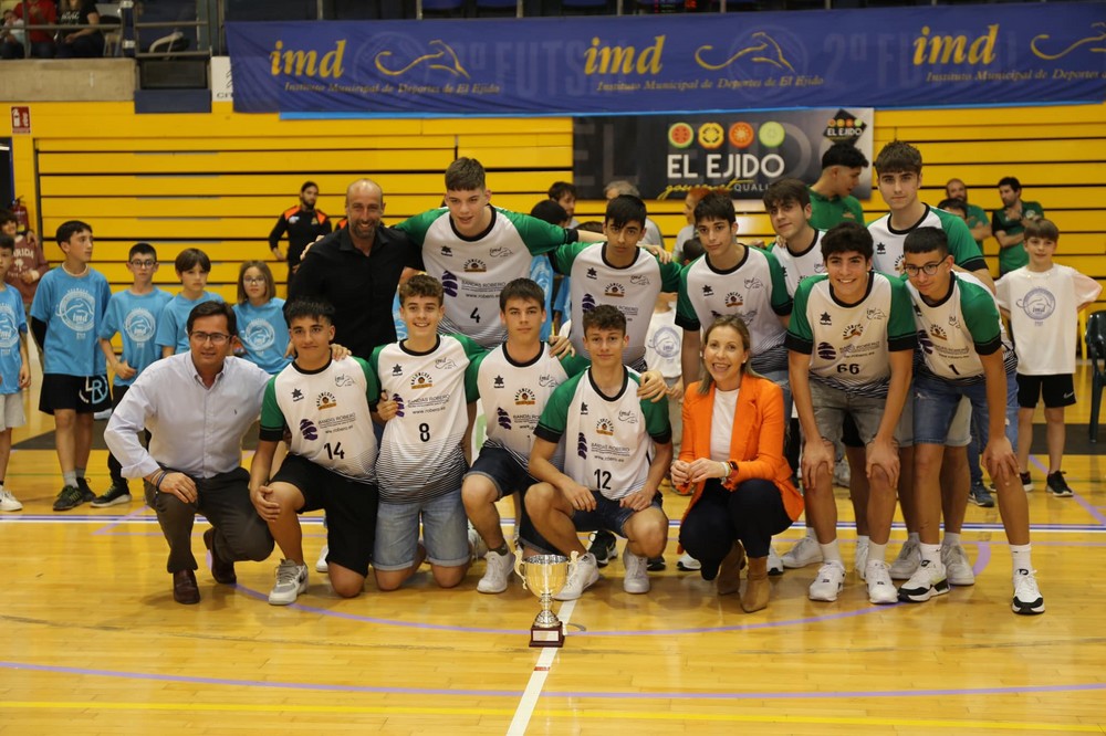 El Club de Baloncesto 'Murgi' agradece al Ayuntamiento de El Ejido y al IMD su colaboración constante