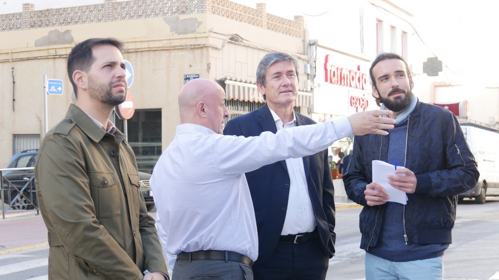 Manuel Cortés presenta el proyecto de reordenación y mejora de accesibilidad de la Rambla de las Cruces