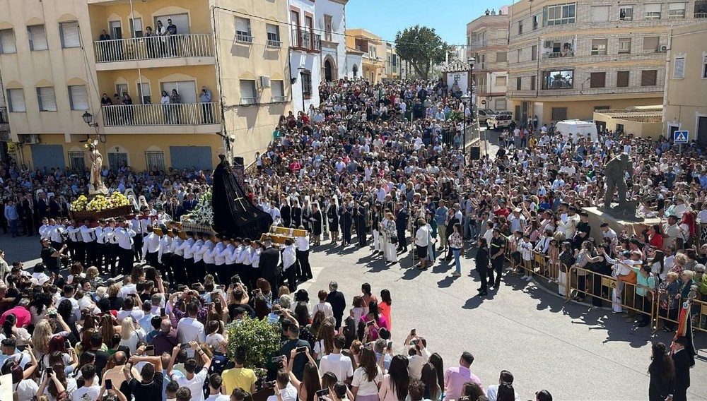 Adra disfruta de una multitudinaria Semana Santa marcada por el buen tiempo y la unión de las hermandades