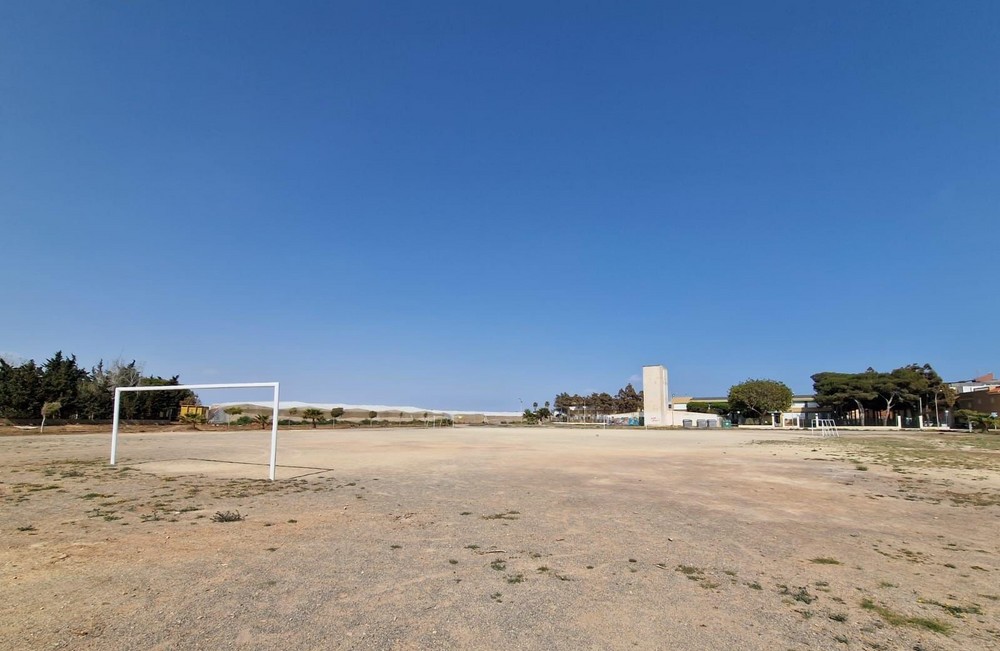 La candidata de VOX a la alcaldía de El Ejido, Beatriz Sánchez, pide el arreglo del antiguo campo de fútbol de San Agustín