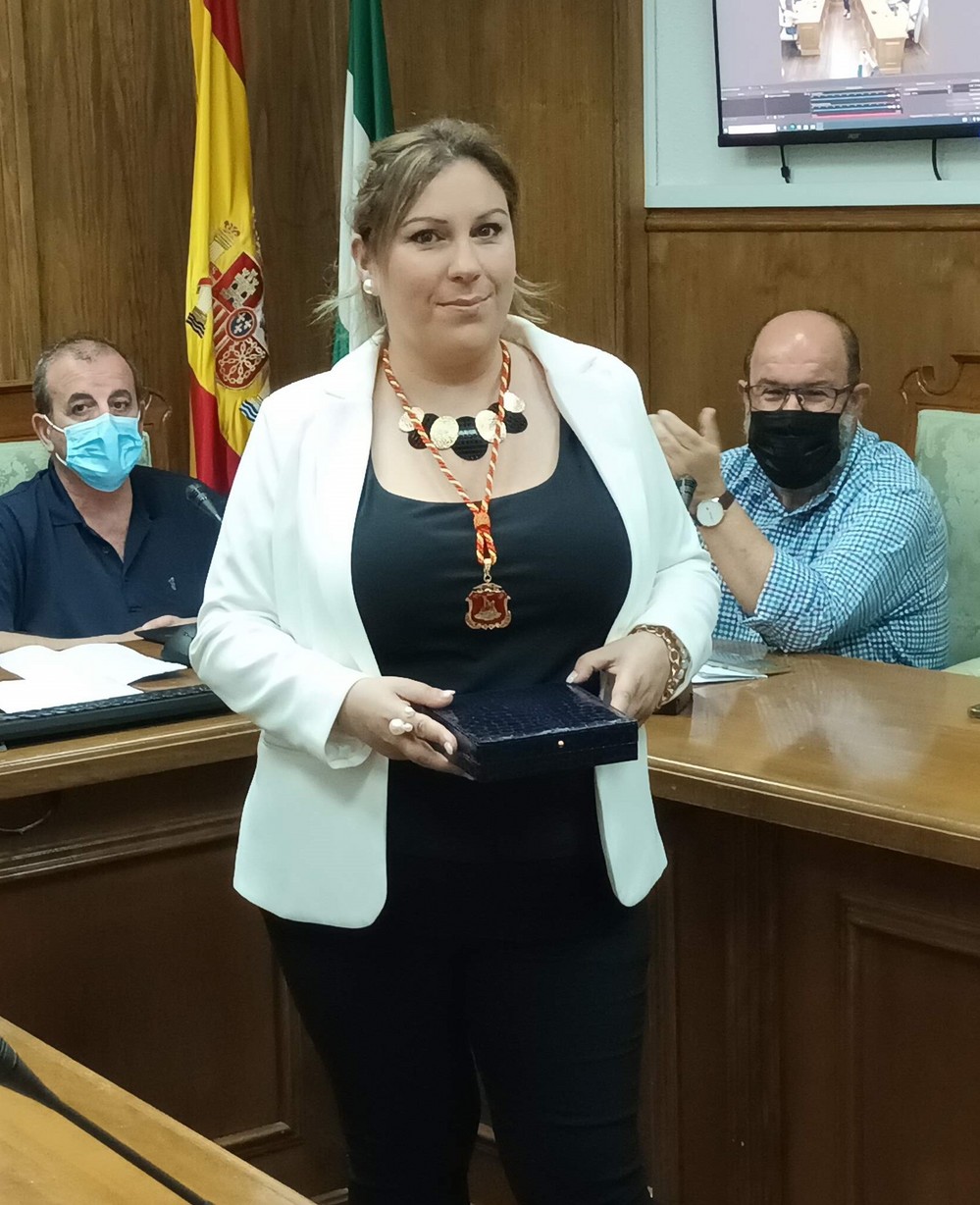María de Ambrox López: “Un pacto de Gobierno no es imponer el criterio de una parte, sino negociar y cumplir con lo acordado”