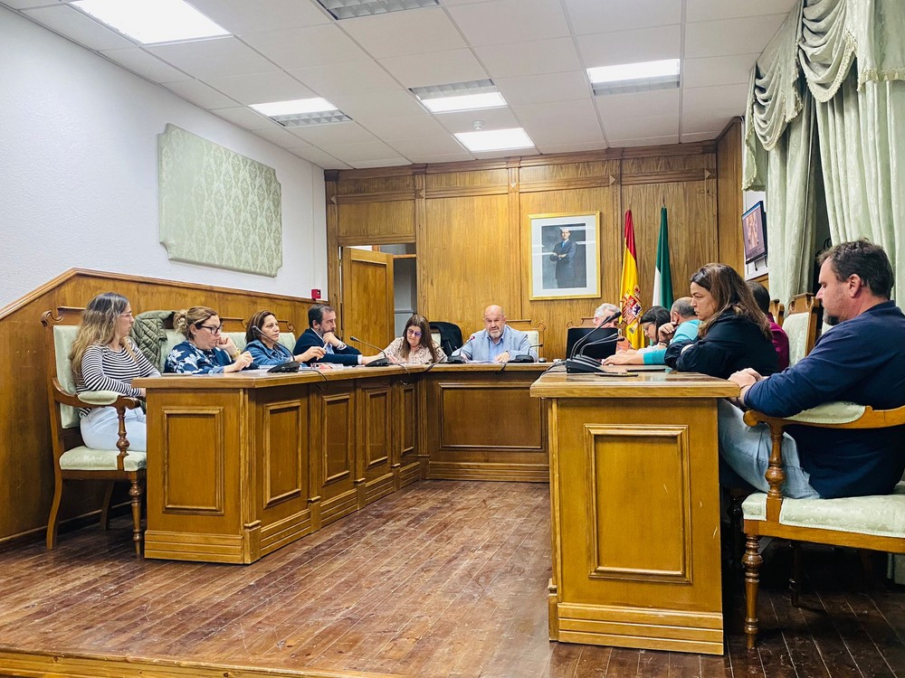 La oposición “bloquea” el desarrollo de Dalías y Celín con el voto en contra a los presupuestos