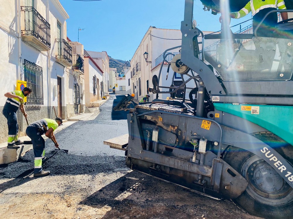 Para los populares dalienses el asfaltado de calles son buena muestra de trabajo que realiza el alcalde Francisco Lirola y su equipo de gobierno