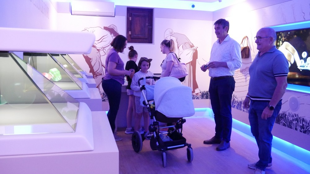 El nuevo Centro de Interpretación de la Agricultura de Adra recibe cientos de visitas en sus jornadas de puertas abiertas