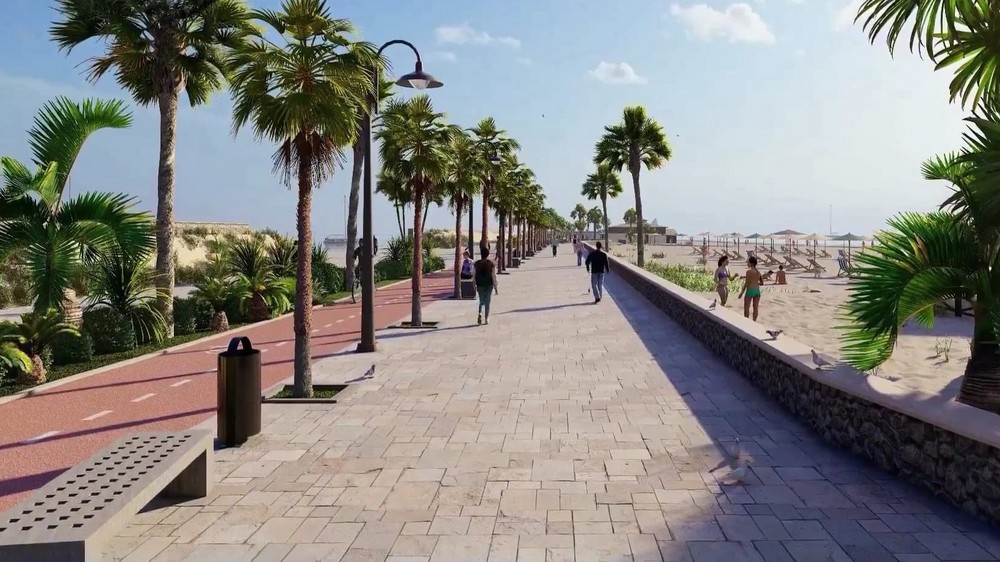 Cortés propone potenciar la costa de Adra con la ampliación del Paseo Marítimo de Poniente