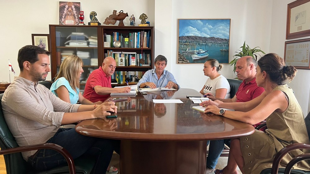 Adra solicita al Ministerio de Deporte 600.000 euros para promover el turismo deportivo sostenible