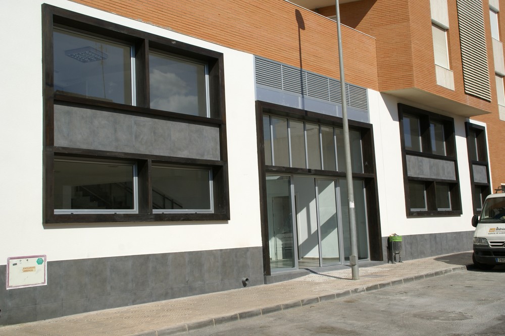 El Ayuntamiento ayuda a los mayores de Vícar a tramitar la tarjeta de descuentos para mayores de 65 años