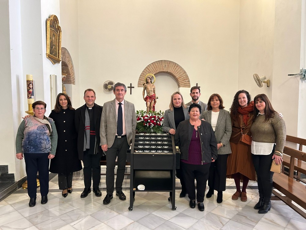 Las fiestas en honor a San Sebastián en el barrio de la Ermita de Adra reúnen a decenas de vecinos y vecinas