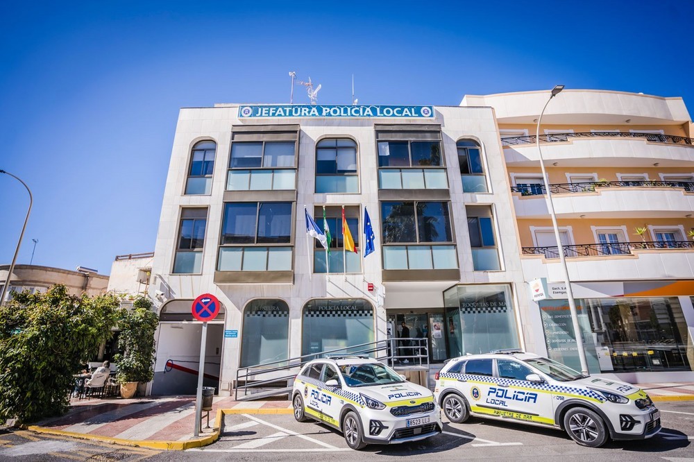 Los policías locales de Roquetas se niegan a realizar servicios extraordinarios ya que "no podrán garantizar la seguridad"