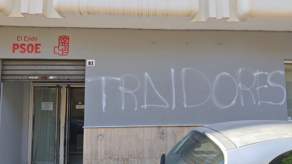 El PSOE de El Ejido condena el nuevo ataque vandálico a su sede