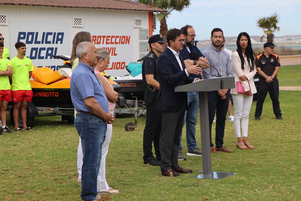 Góngora sigue exigiendo a Costas una medida “urgentísima” y transitoria con sacos geotextiles que contribuya a estabilizar la playa de Balerma