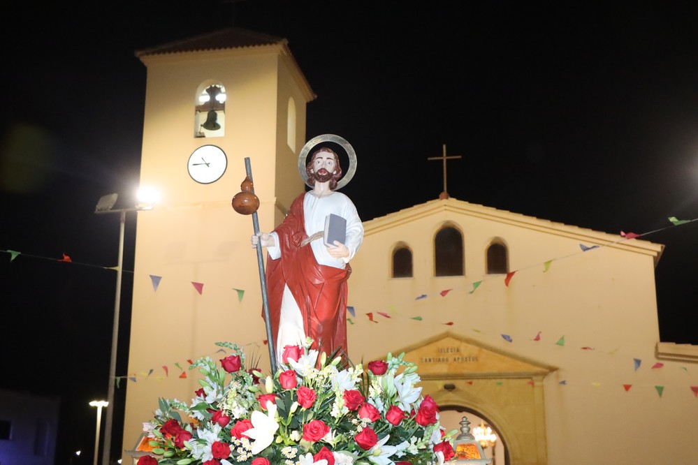 La procesión del Patrón culmina las fiestas de Santiago Apóstol en Guardias Viejas