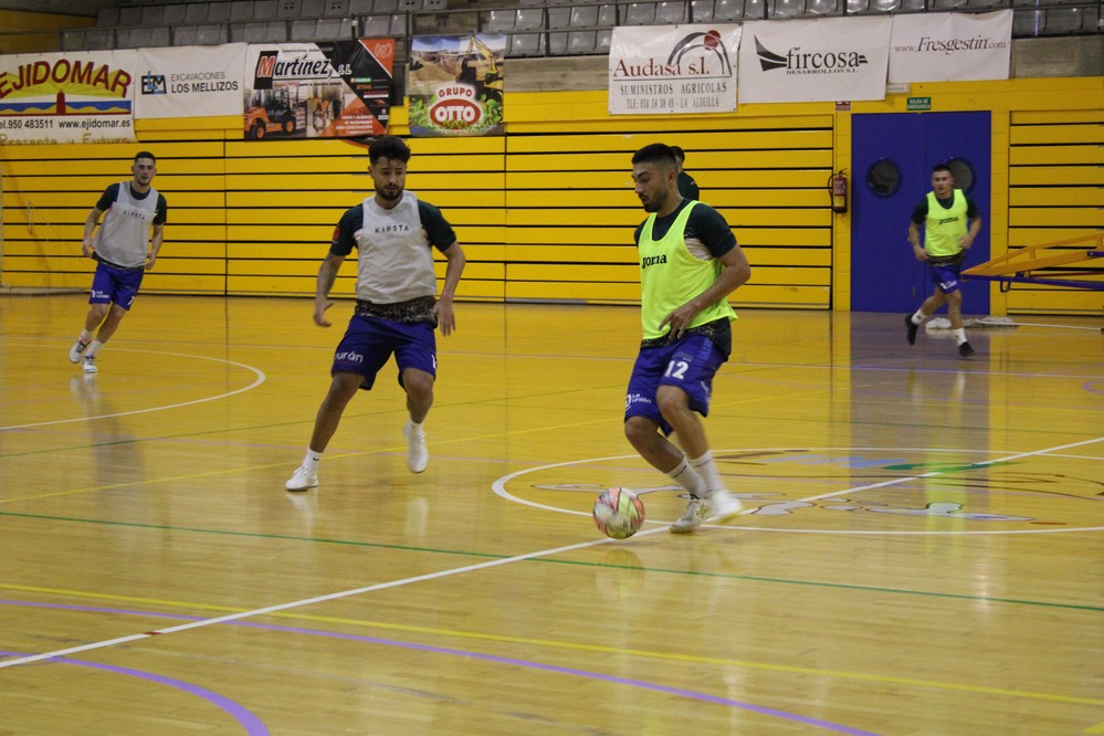 Inagroup El Ejido Futsal ya suda la camiseta