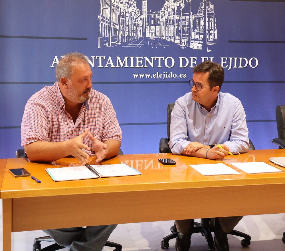 Cerca de 700 pensionistas se benefician de reducciones en agua, basura y alcantarillado en El Ejido