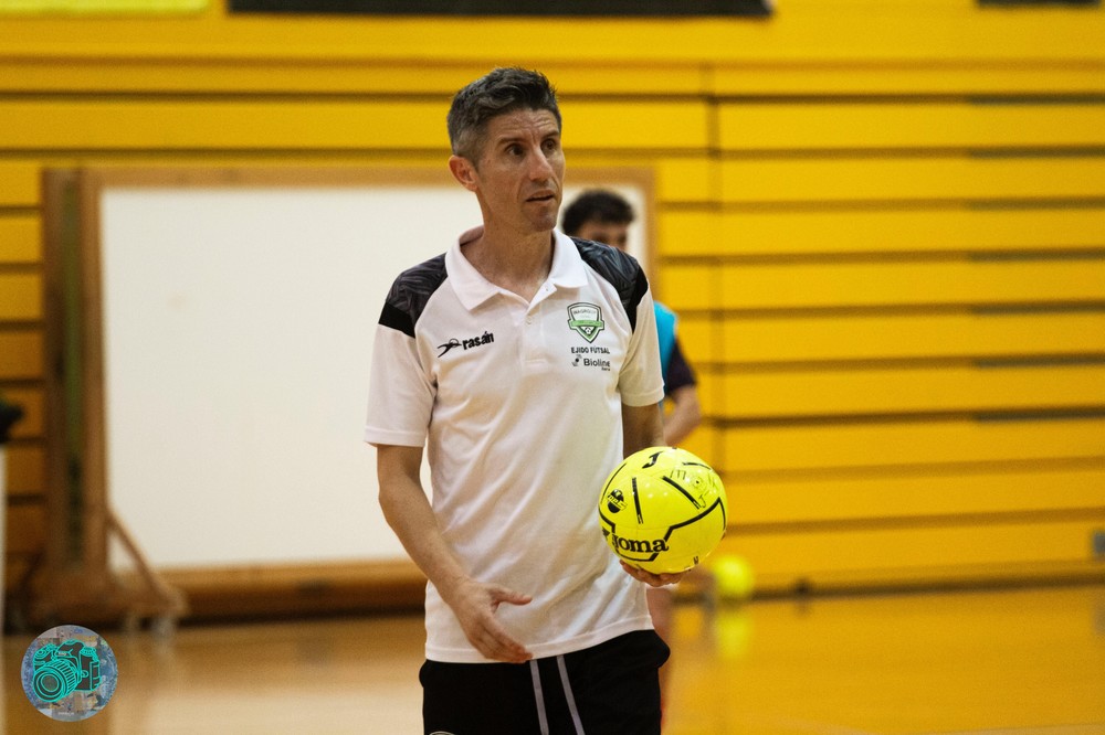 “Tenemos que ser un equipo regular y defender el escudo como se merece”