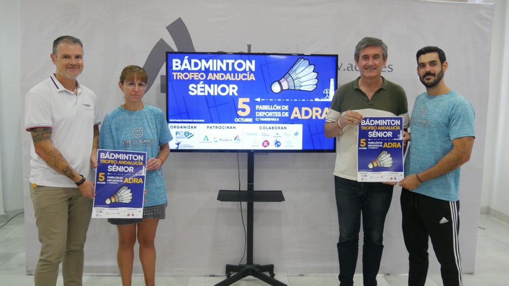 Adra, sede del Trofeo Andalucía Senior de Bádminton el próximo 5 de octubre en el Pabellón Municipal de Deportes