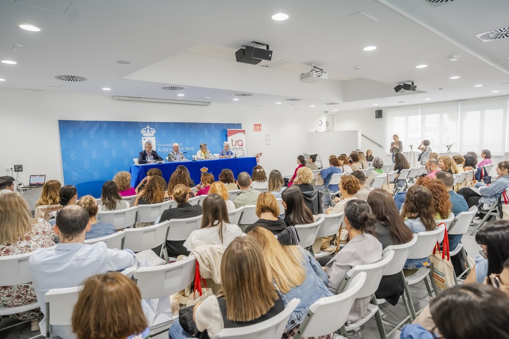 Roquetas de Mar acoge las I Jornadas Provinciales Sociales para abordar los retos y desafíos en este ámbito