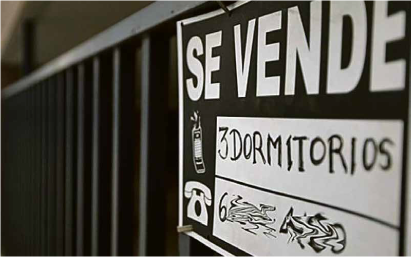 El Ejido camina hacia un colapso en la vivienda