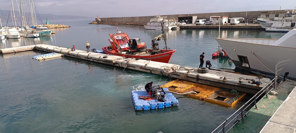 La Junta afronta la renovación de los pantalanes y el foso del varadero del puerto de Roquetas de Mar