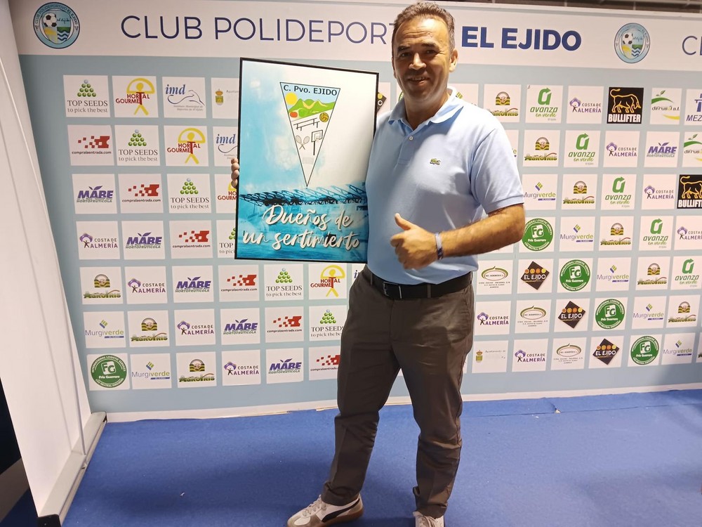 La RFEF impide al Polideportivo Ejido 1969 inscribir jugadores hasta que no pague las deudas